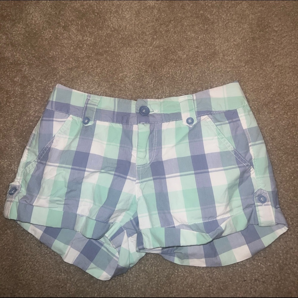 Maurices Blue, Green & White Plaid High Waist shorts size 1/2 - Picture 3 of 10
